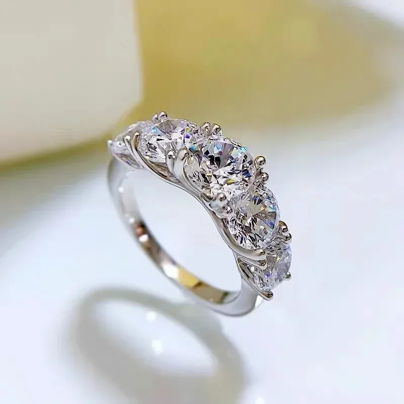 Luxury 18K White Gold Wedding  - Moissanite Engagement Ring 1 Carat 评论和价格