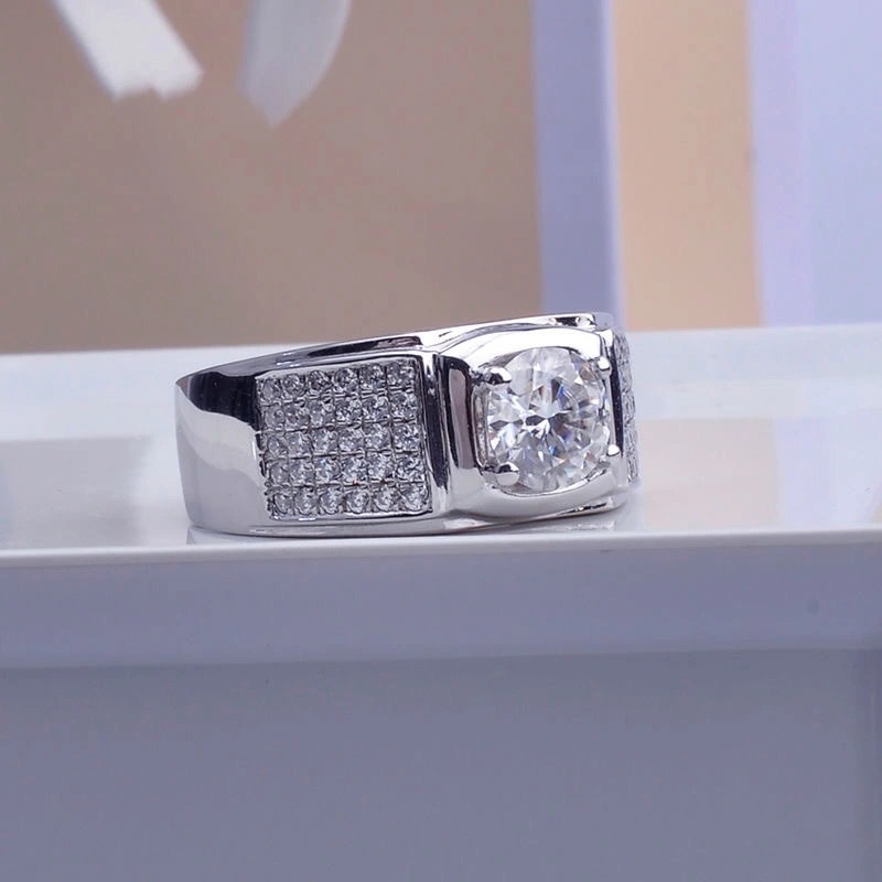 New Four-claw Simulation Moiss - Moissanite Engagement Ring 1 Carat 评论和价格