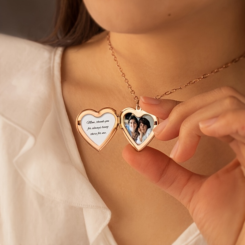 Custom 1/2 Photo Necklace Hear - Heart Locket Necklace Photo 评论和价格